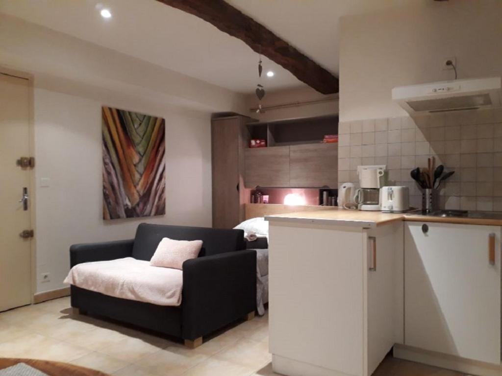 Les Capena 2 Apartamento Collobrières Exterior foto